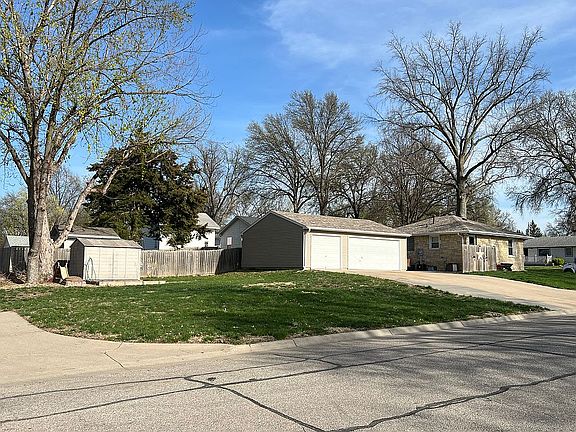 4th image of this home