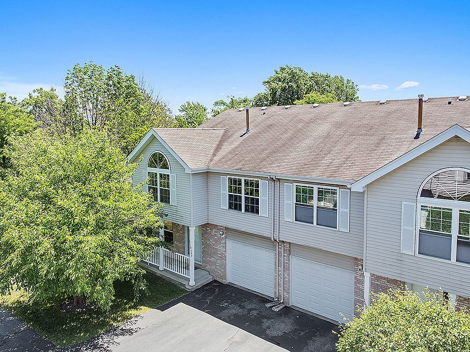 1st image of 16049 Laurel Dr