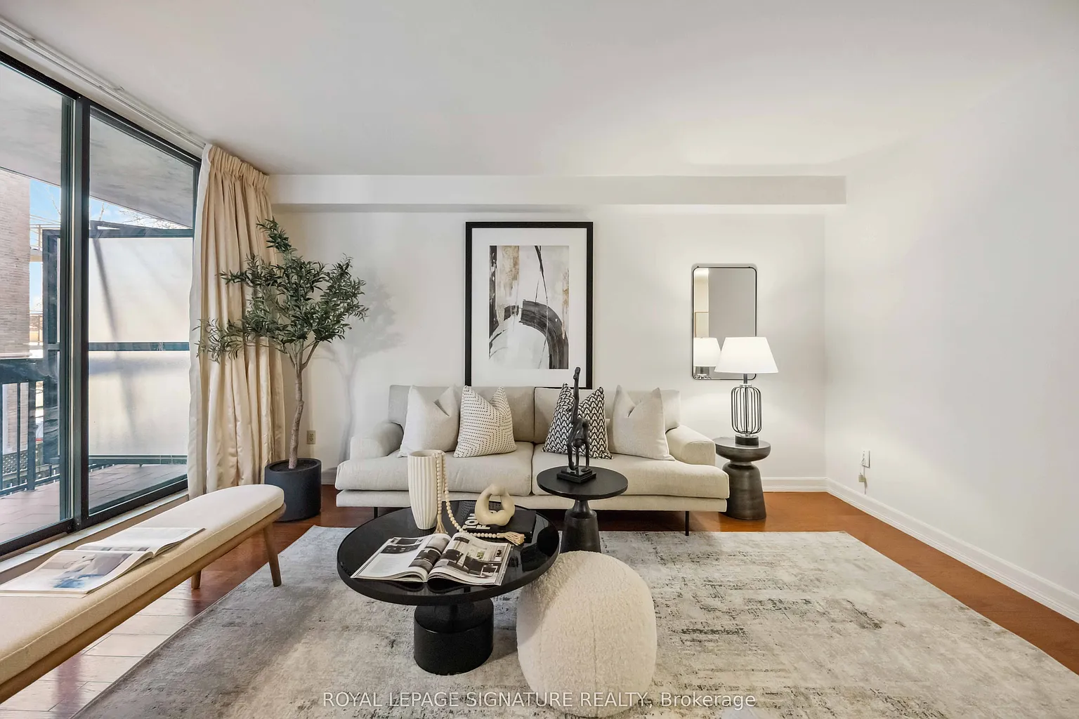 212 Saint George St #201 photo 1