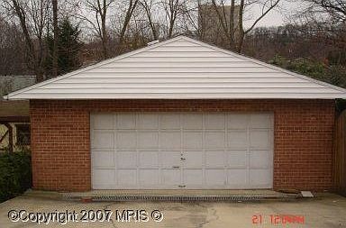 Extra Large Two Car Garage