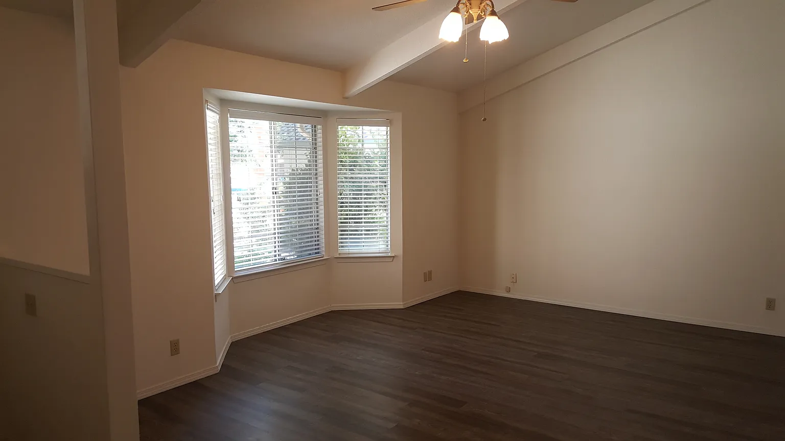 2042 E Fallbrook Ave photo 1