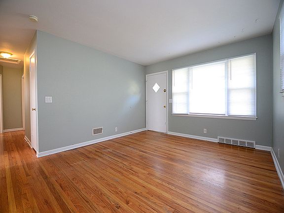 2nd image of 1313 S 55th Ave #55