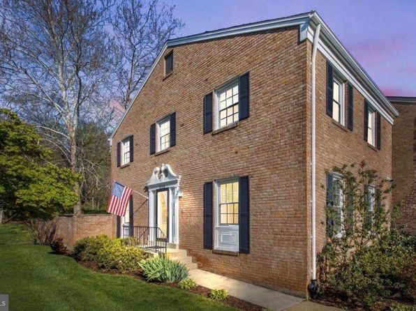 3130 Barnard Ct