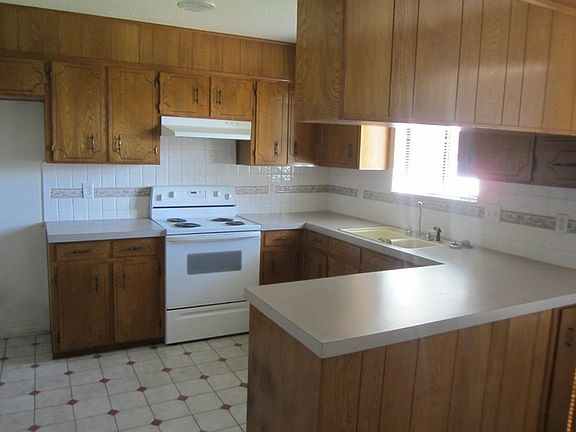 2nd image of 3212 Timber Oak Dr
