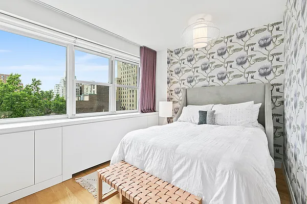 Sold by Corcoran | media 3