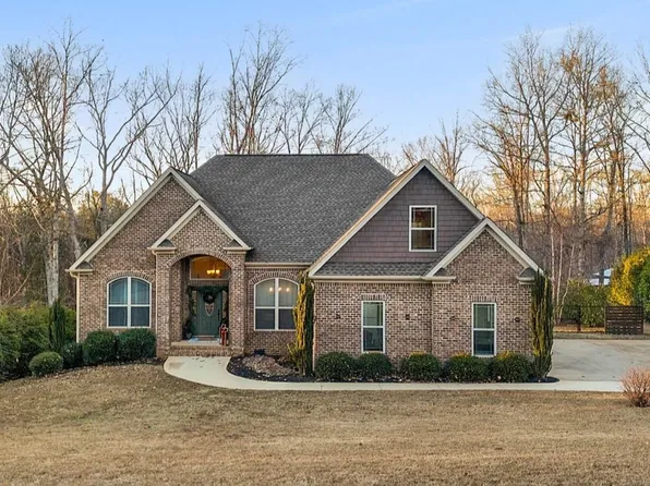 185 Victoria Dr, Inman, SC 29349