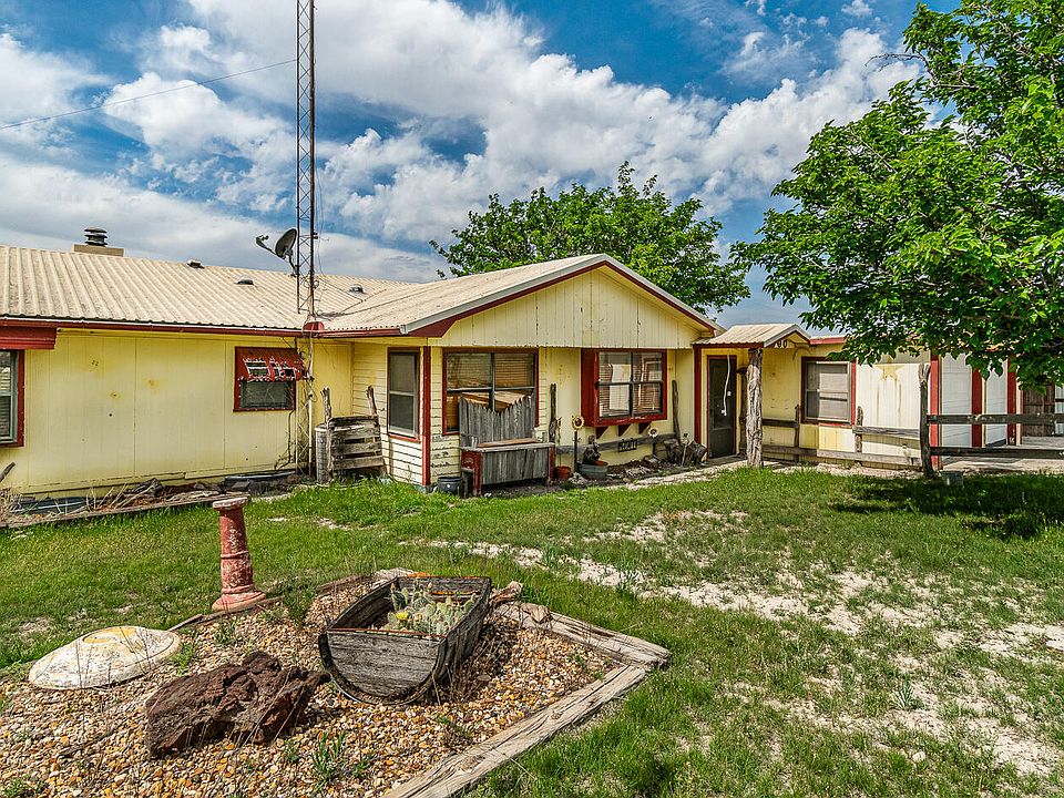 1st image of 111 W Lobo Dr