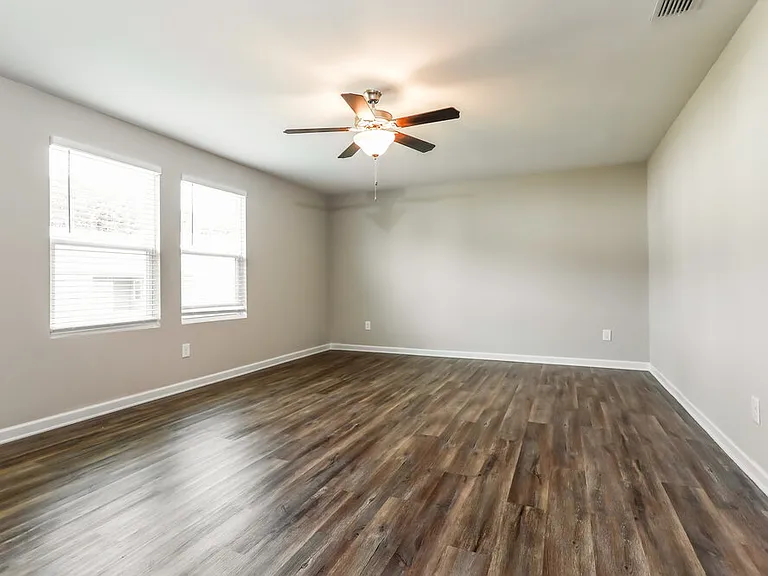 3755 Newbury Place Dr — Photo 7