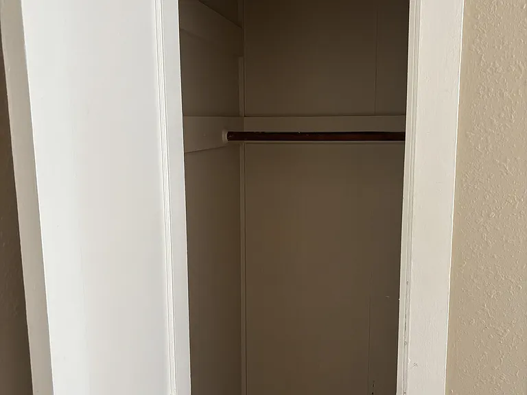 6200 SE 103rd Ave #3 — Photo 8