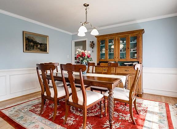 5th image of 9511 Alexgarden Ct