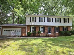 703 Chesapeake Ln, Cary, NC 27511