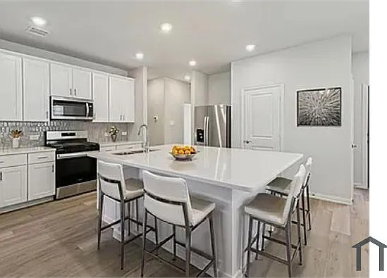 6004 Belchamp Dr — Photo 1
