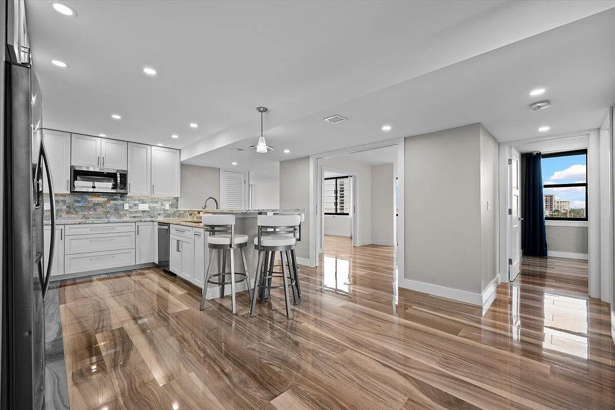 4 bed, 2.0 bath, 1663 sqft, $6,950 — Photo 1