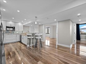 911 Ocean Dr, Juno Beach, FL