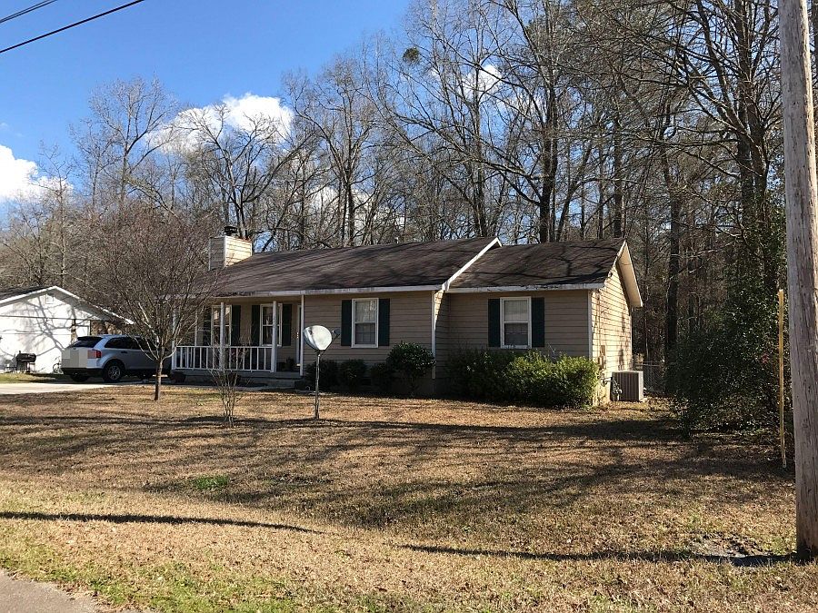 2nd image of 270 Jefferson Cir