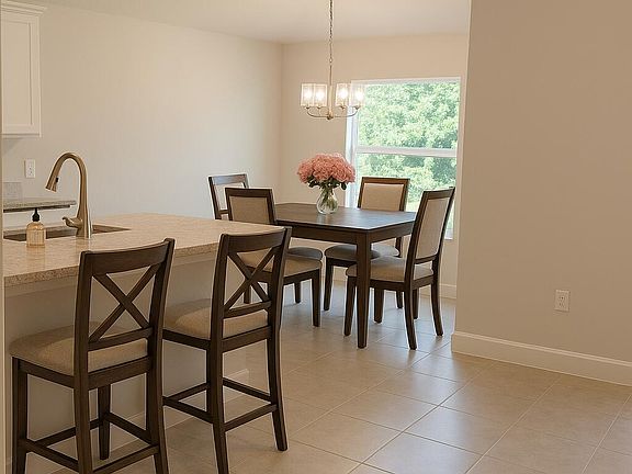 4th image of 1211 Tupelo Cir