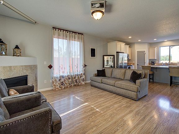 5th image of 14904 NE 90th St