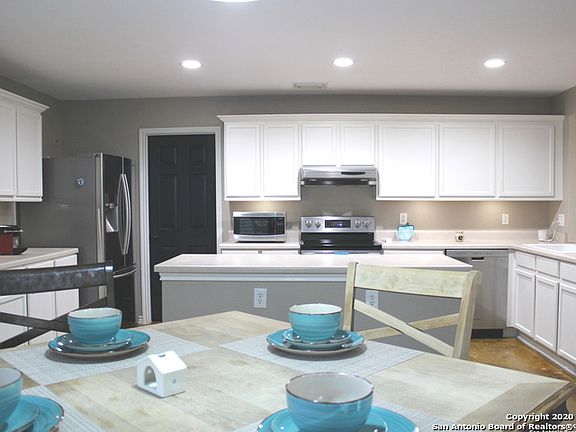 5th image of 10214 Stonefield Pl