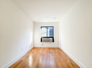 220 Vernon Ave #2A, Brooklyn, NY 11206