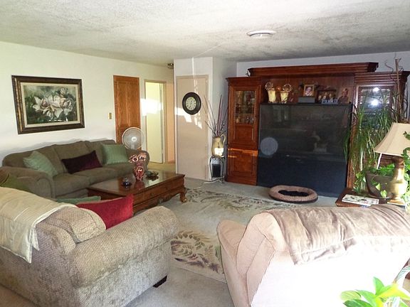 4th image of 4813 Jela Way