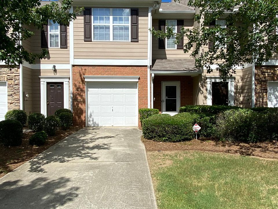 1st image of 180 Oak Green Dr