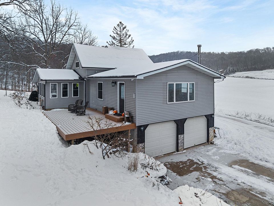 1st image of 27995 Benben Ln