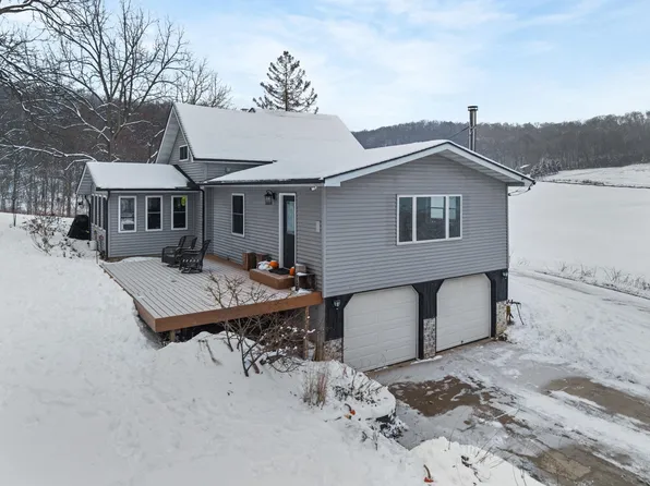 27995 Benben Ln, Richland Center, WI 53581