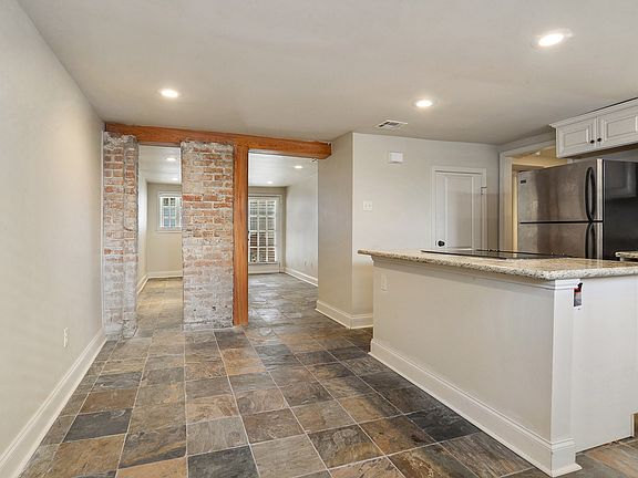 5th image of 4540 Canal St #104