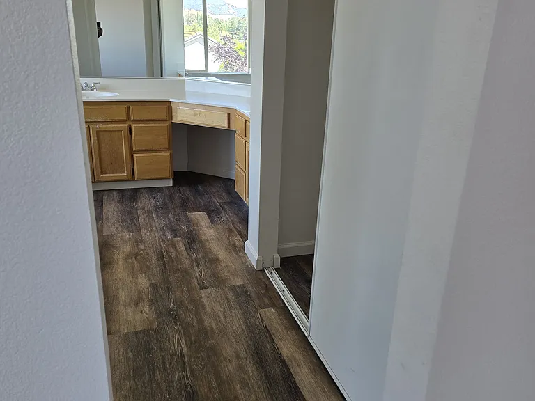 2308 Sheffield Ct — Photo 8
