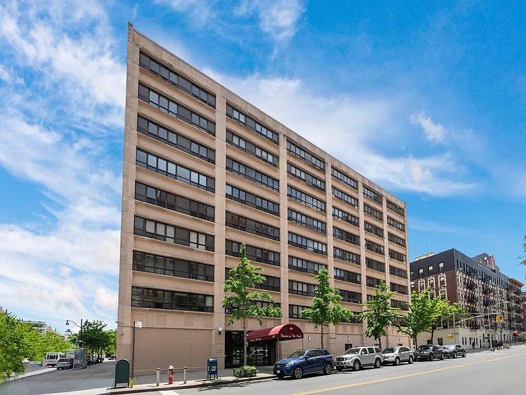 220 Manhattan Ave #5H — Photo 19