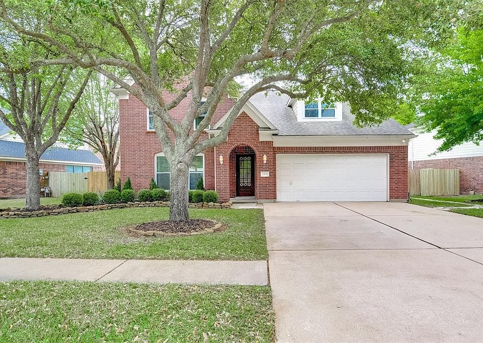 2nd image of 22831 Rainbow Bend Ln