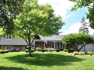 3817 Lyon Dr, Columbus, OH 43220