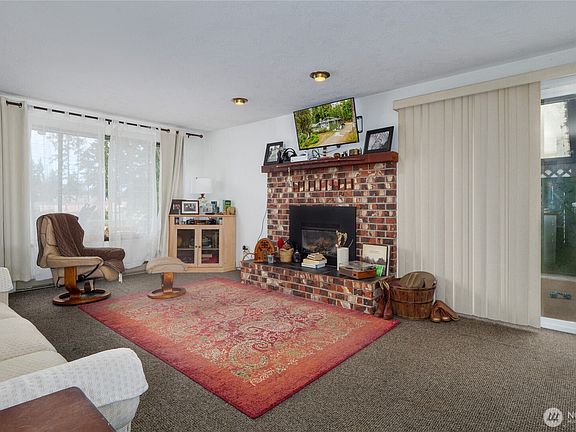 5th image of 1034 W Spruce Street