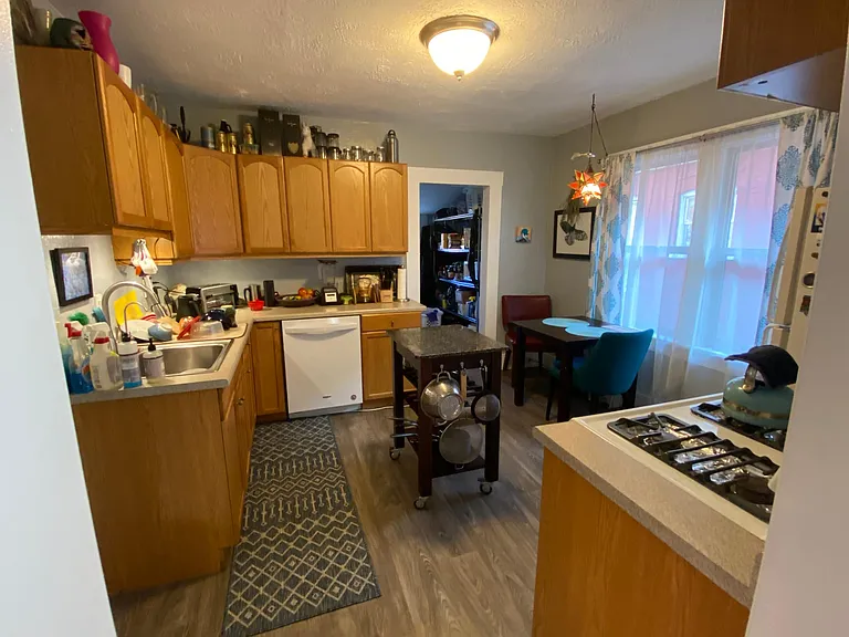 715 S Green St — Photo 20