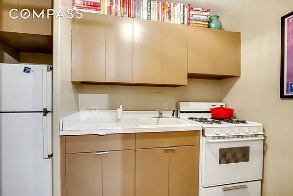 Rented by Compass | media 19