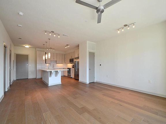 5th image of 3600 S Lamar Blvd #314