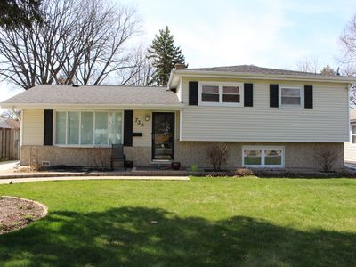 736 S Monterey Ave, Villa Park, IL, 60181