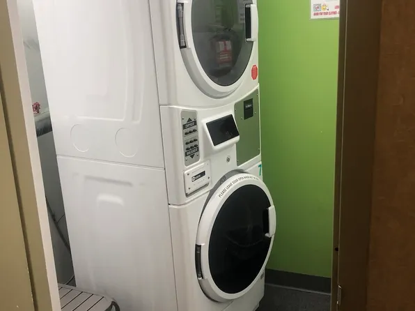 250 South End Avenue image 11 of 19