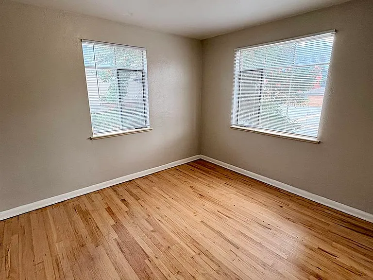 2340 S Race St Apartments — Photo 15