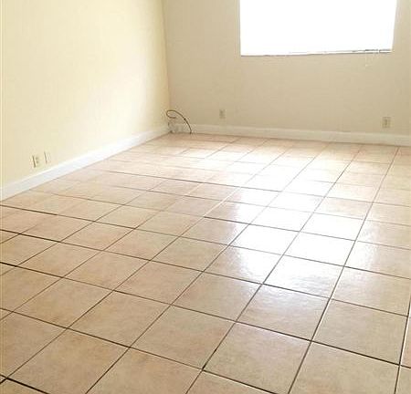 20150305023733506059000000-o