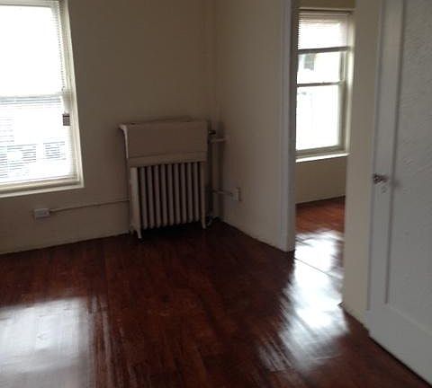 2nd image of 3302 Kenilworth Ave