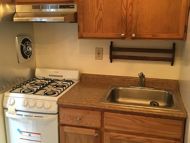 212 N Clarion St — Photo 31