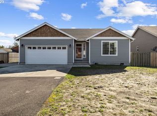 1046 5th Ave, Hammond, OR