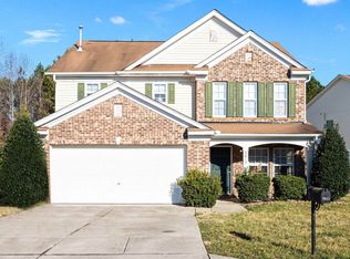 3813 Kesslers Cross Dr, Raleigh, NC 27610