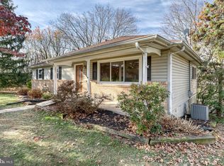 850 Jefferson Ln, Red Lion, PA 17356