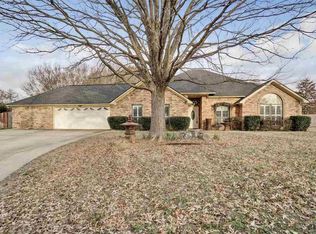 211 Crestview St, Chandler, TX 75758