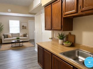 900 E Gilbreath St #A, Graham, NC 27253
