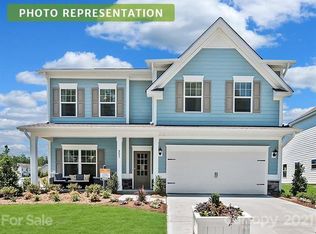 8412 Dumphries Dr, Huntersville, NC 28078