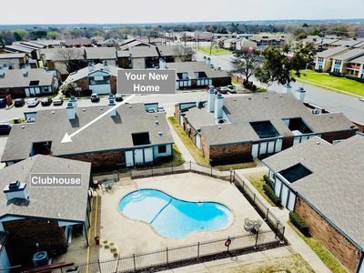 624 Bellaire Dr APT C, Hurst, TX, 76053