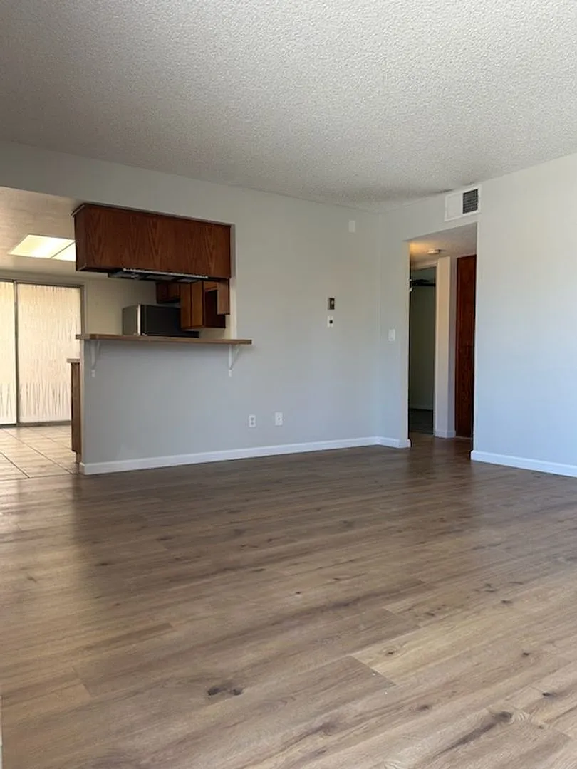 724 S. Norma St. — Photo 2